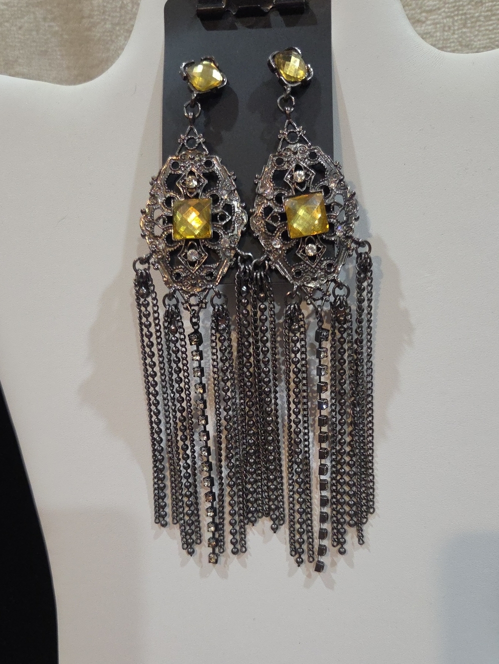 BLACK METAL TASSEL EARRINGS